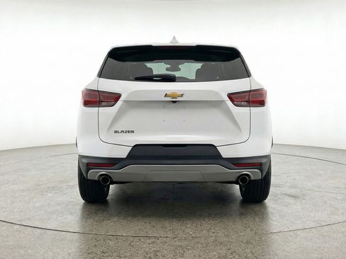 Used 2025 Chevrolet Blazer LT image 7