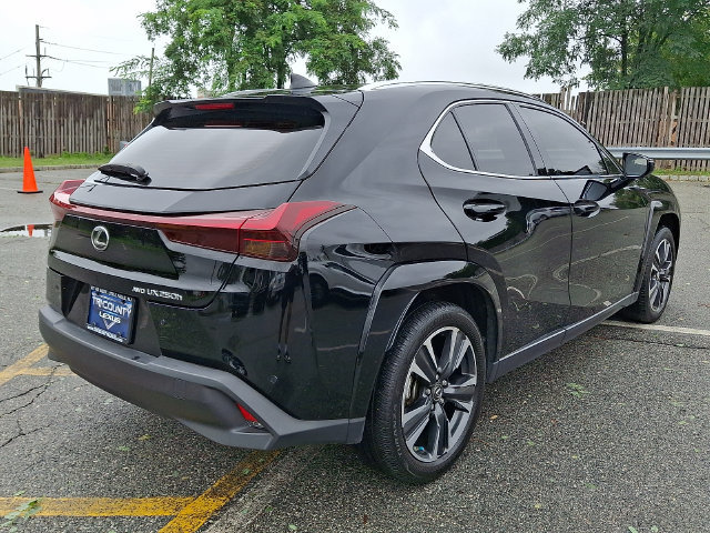 Used 2024 Lexus UX 250h AWD w/ Premium Package image 6
