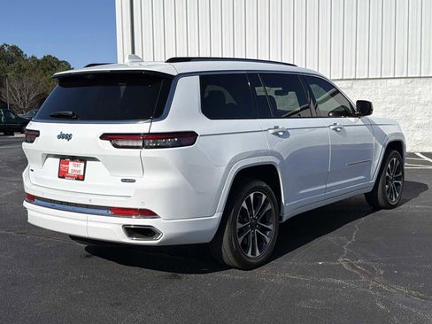 Used 2021 Jeep Grand Cherokee L Overland w/ Luxury Tech Group IV image 32