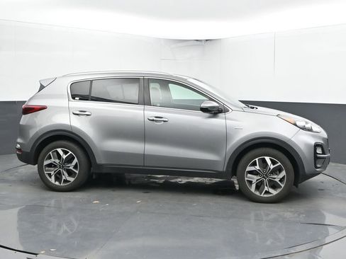 Used 2021 Kia Sportage EX AWD/4WD image 11