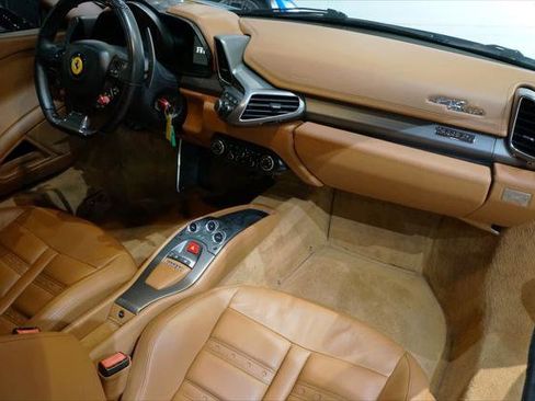 Used 2011 Ferrari 458 Italia Coupe image 13