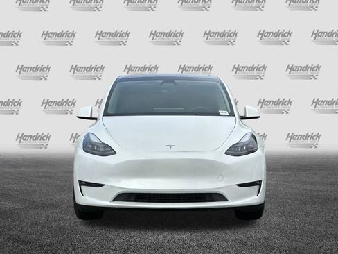 Used 2023 Tesla Model Y Performance image 10