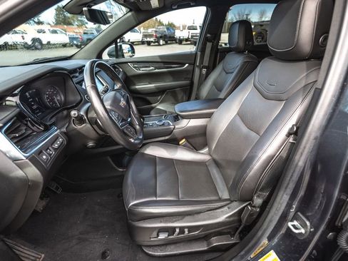 Used 2021 Cadillac XT5 Premium Luxury image 24