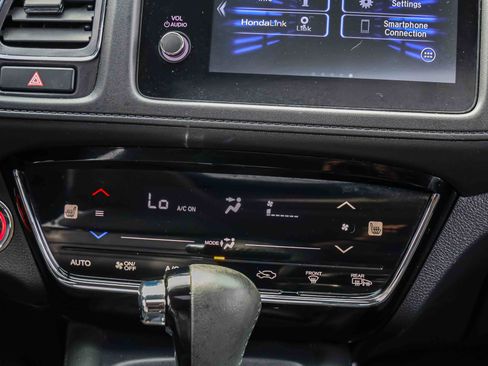 Used 2019 Honda HR-V EX-L image 12