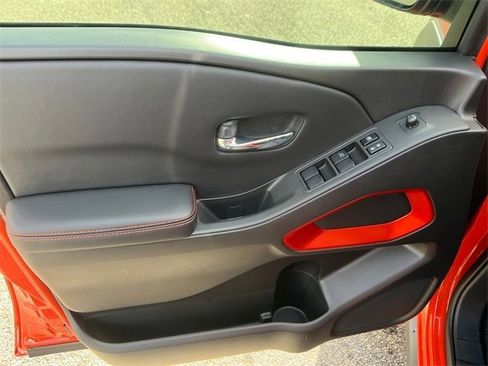 New 2025 Nissan Frontier PRO-4X w/ Tow Package image 12