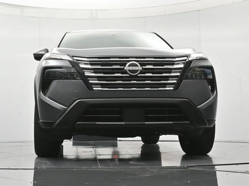 Certified 2024 Nissan Rogue SV FWD image 37
