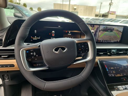 New 2026 INFINITI QX80 Luxe image 22
