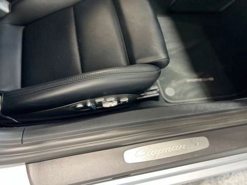 Used 2016 Porsche Cayman S image 28