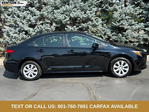 Used 2025 Toyota Corolla LE AWD/4WD image 10
