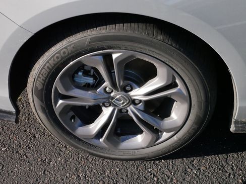 Certified 2025 Honda Accord EX-L image 15