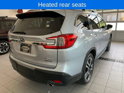 Used 2025 Subaru Ascent Touring AWD/4WD image 19
