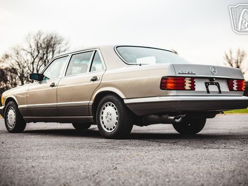 Used 1987 Mercedes-Benz 420 SEL image 28