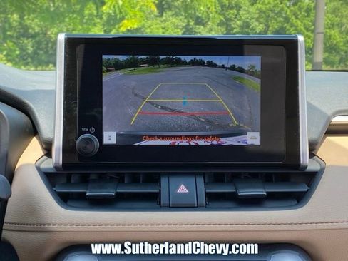 Used 2025 Toyota RAV4 LE AWD/4WD image 26