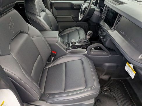 New 2025 Ford Bronco Badlands image 43