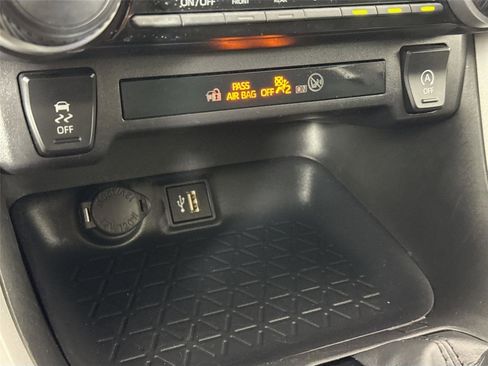 Certified 2025 Toyota RAV4 LE FWD image 25