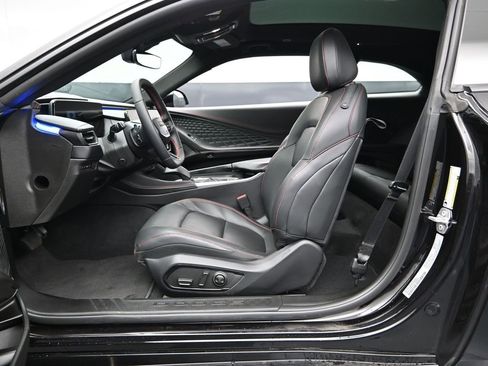 Used 2024 Dodge Charger Daytona R/T w/ Plus Group AWD/4WD image 16