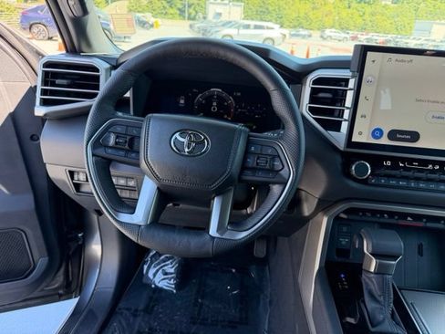 Certified 2025 Toyota Sequoia Limited AWD/4WD image 17