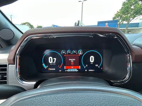 Used 2022 Ford F150 Lariat AWD/4WD image 42