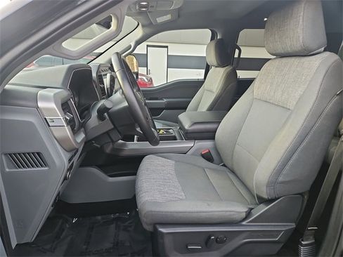 Used 2022 Ford F150 XLT w/ Equipment Group 302A High image 19