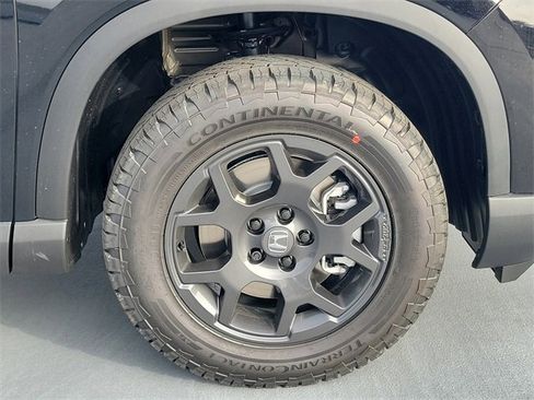 New 2025 Honda Pilot TrailSport image 5