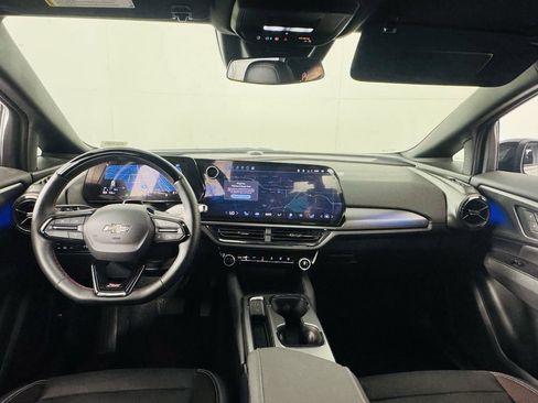 Used 2024 Chevrolet Equinox EV RS image 19