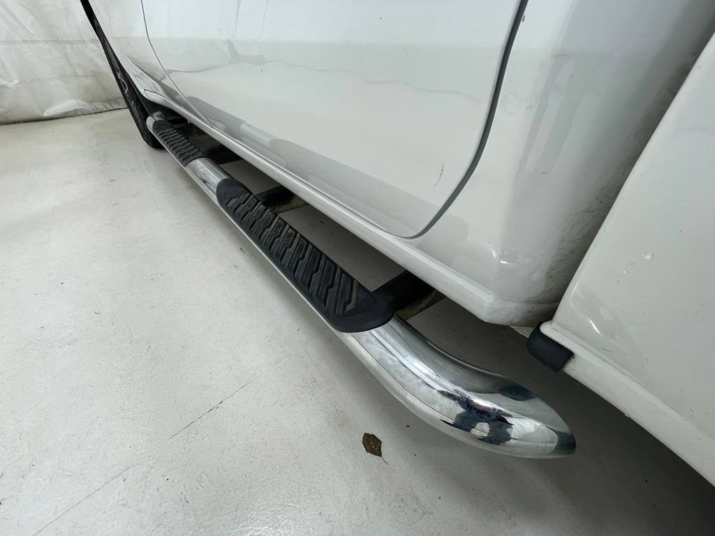 Used 2019 Chevrolet Silverado 1500 RST AWD/4WD image 12