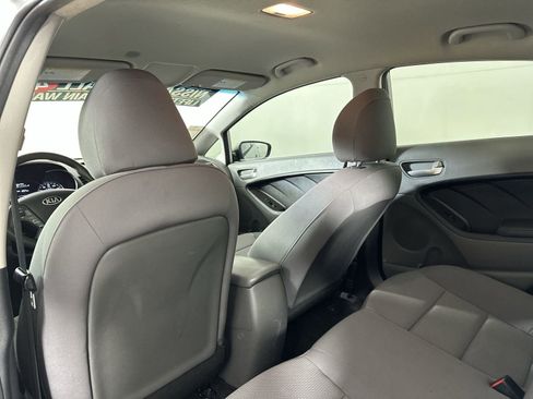 Used 2017 Kia Forte LX FWD image 24