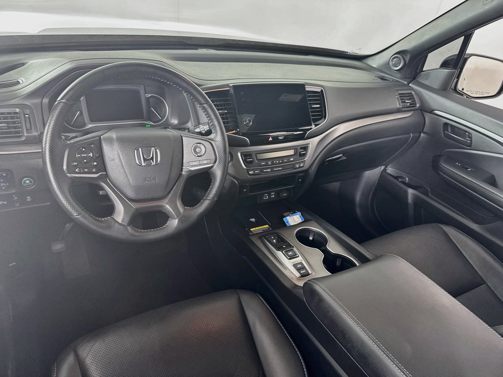 Used 2024 Honda Passport EX-L image 19