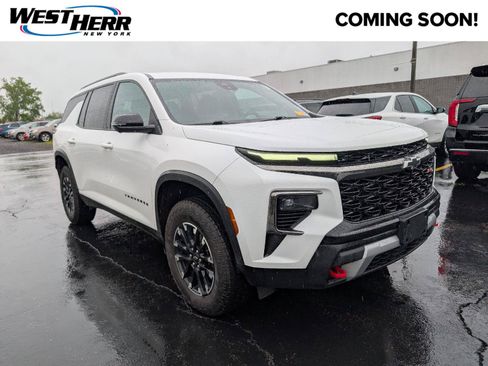 Used 2024 Chevrolet Traverse Z71 AWD/4WD image 1