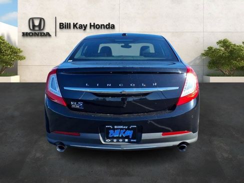 Used 2016 Lincoln MKS FWD image 4