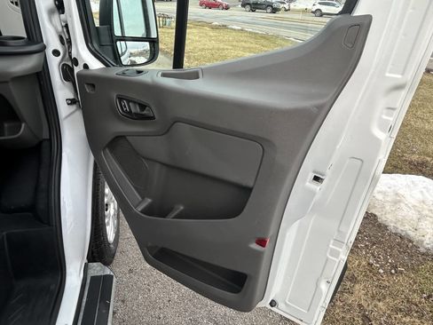 Used 2024 Ford Transit 250 Low Roof w/ Exterior Upgrade Package image 7