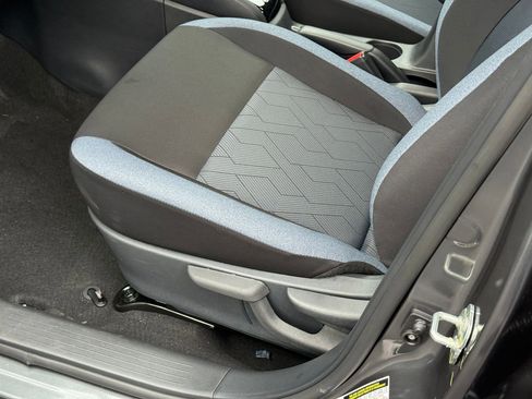 New 2025 Nissan Versa SV w/ Trunk Package image 4