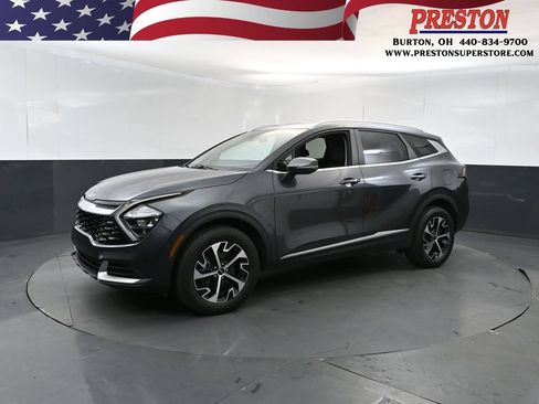 Used 2023 Kia Sportage EX AWD/4WD image 1