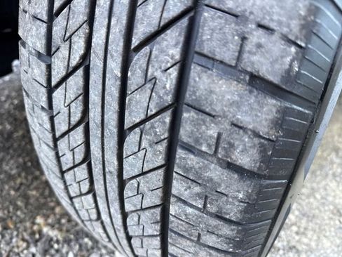 Used 2019 Ford Explorer XLT w/ Class III Trailer Tow Package image 28