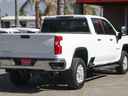 Used 2024 Chevrolet Silverado 2500 LTZ w/ LTZ Convenience Package AWD/4WD image 10