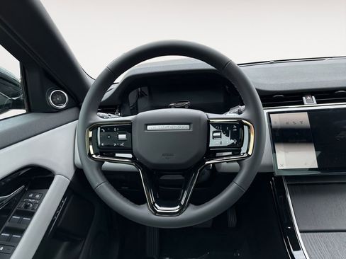 New 2026 Land Rover Range Rover Evoque S AWD/4WD image 12