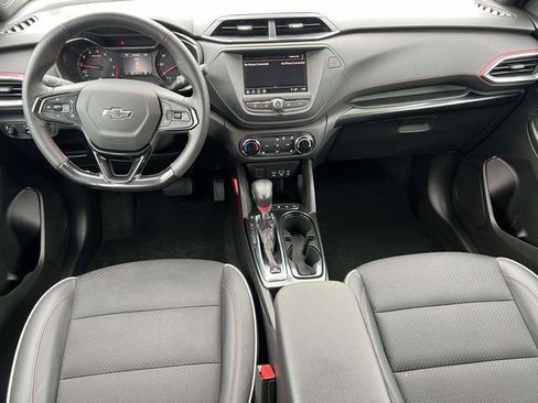 Certified 2023 Chevrolet TrailBlazer RS image 13