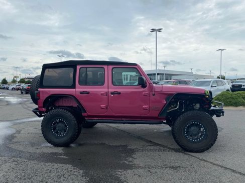 Used 2021 Jeep Wrangler Unlimited Rubicon AWD/4WD image 5