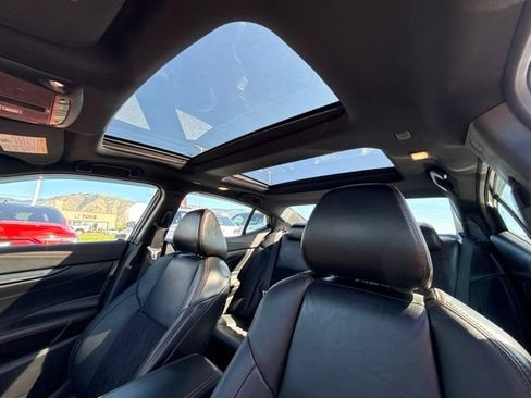 Used 2023 Nissan Maxima SR w/ Sport Mat Group FWD image 23