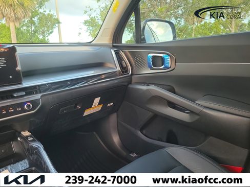 New 2026 Kia Sorento EX FWD image 18