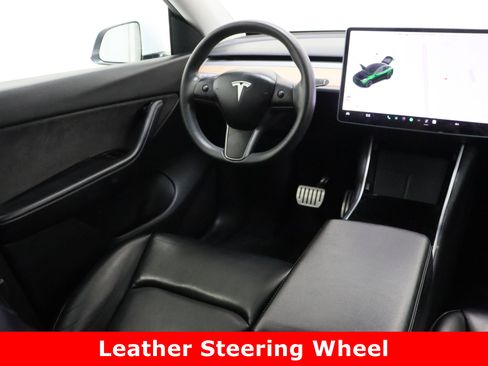 Used 2021 Tesla Model Y Performance image 29