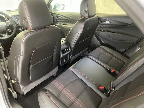 Used 2023 Chevrolet Equinox RS AWD/4WD image 38