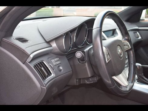 Used 2013 Cadillac CTS Coupe RWD image 13