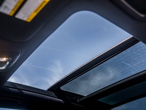 Used 2024 Mercedes-Benz GLE 350 4MATIC image 33