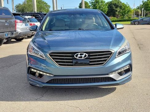 Used 2016 Hyundai Sonata Limited w/ Option Group 05 FWD image 2