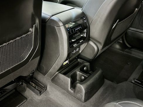 Used 2022 Jeep Grand Cherokee L Laredo AWD/4WD image 28