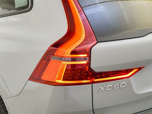 New 2026 Volvo XC60 T8 Plus w/ Protection Package Premier AWD/4WD image 12