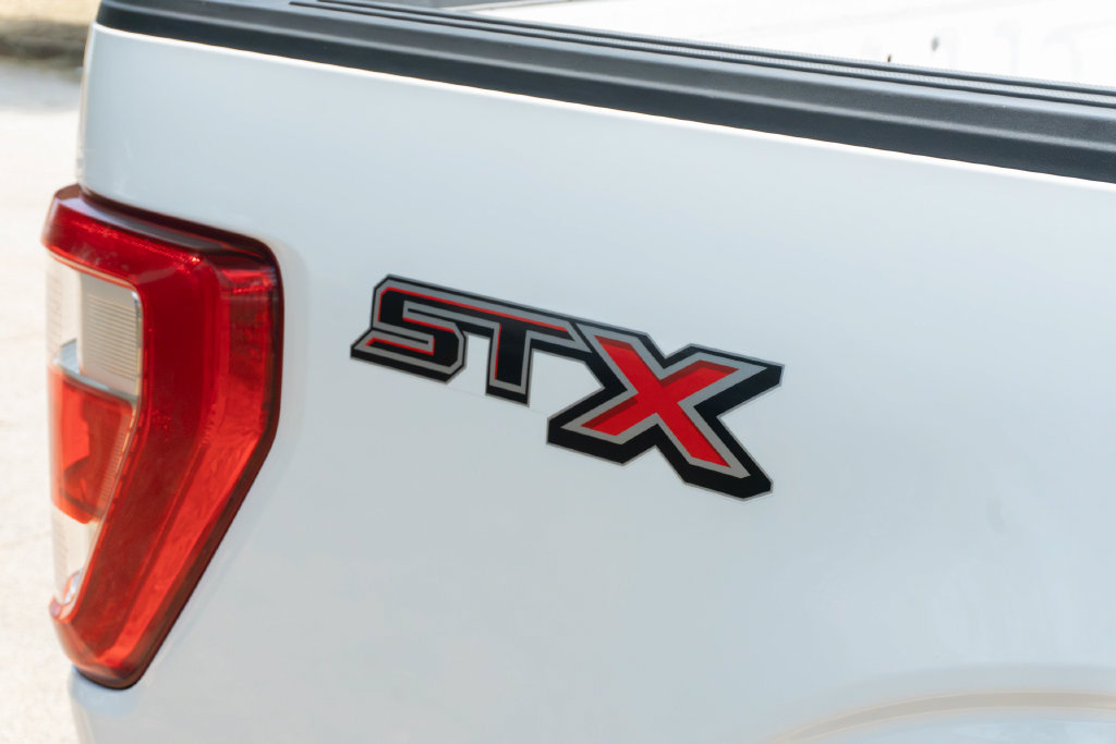 Used 2021 Ford F150 XL w/ STX Appearance Package RWD image 5
