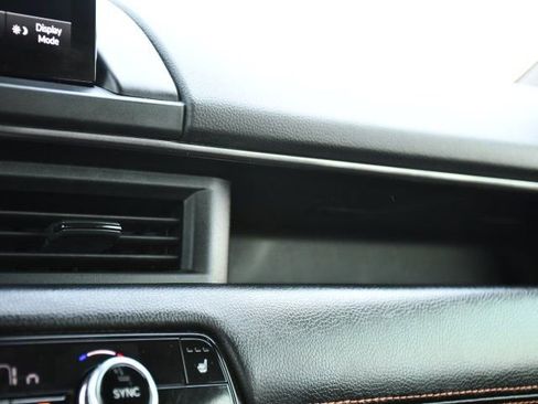 Used 2023 Honda Pilot TrailSport image 13