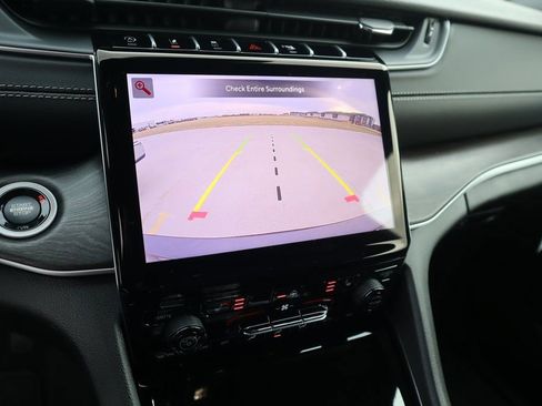 New 2025 Jeep Grand Cherokee L Limited image 6